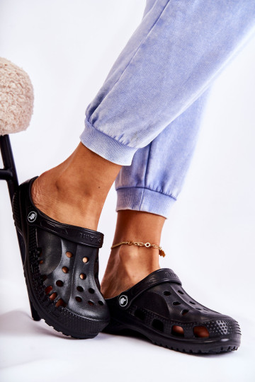 Moteriškos putplasčio šlepetės Kroks EVA juodos spalvos 2