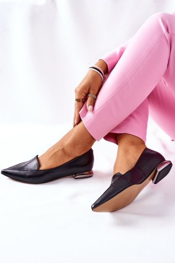 Moteriški pusbačiai Laura Messi juodi 2074