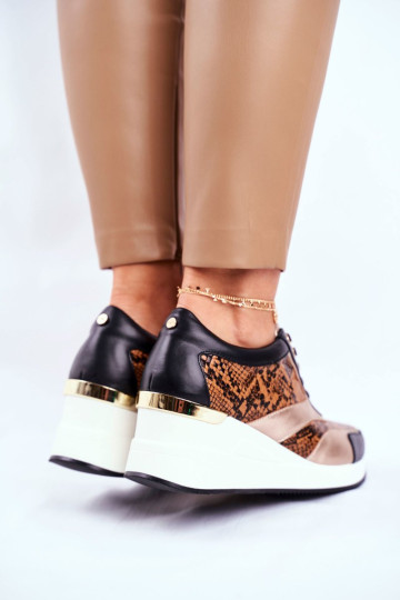 Odiniai pleištiniai sportbačiai GOE GG2N3044 juodi