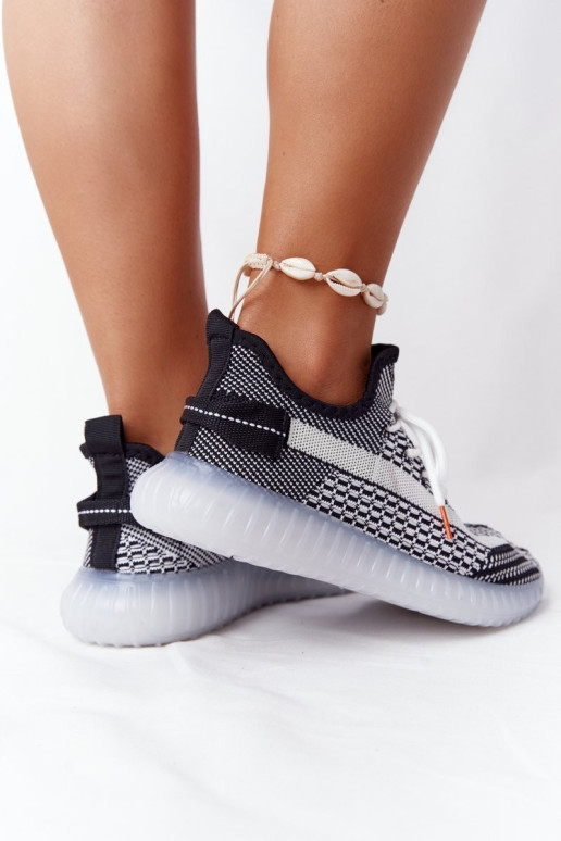 Moteriški sportiniai batai ant guminio pado Juodi Freestyler