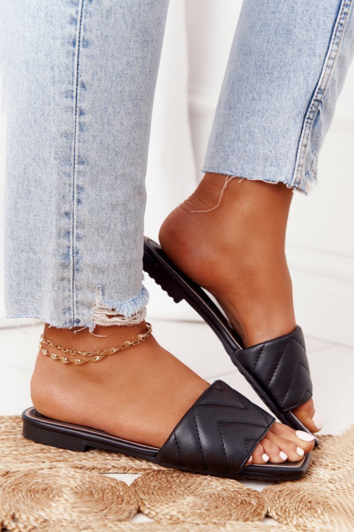 Odinės šlepetės su skiautiniu S.Barski 331-42 Juoda