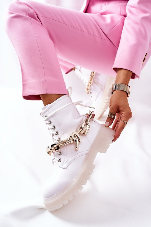 Stilingi aukšti batai White Grail