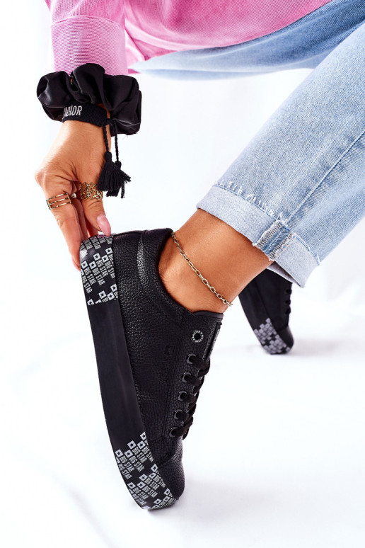 Moteriški sportbačiai ant platformos BIG STAR II274183 juodi