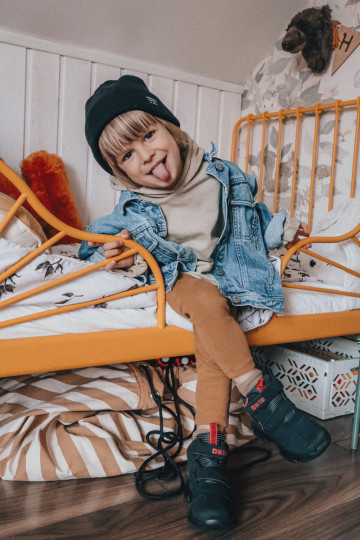 Vaikiški žygio bateliai Big Star II374097 juodi