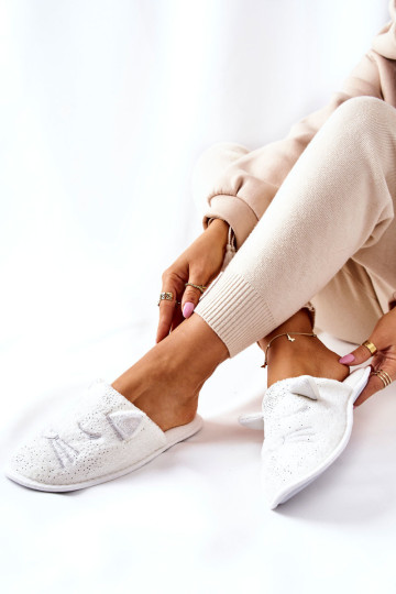 Blizgančios ausys kačių šlepetės Baltos Kaisy