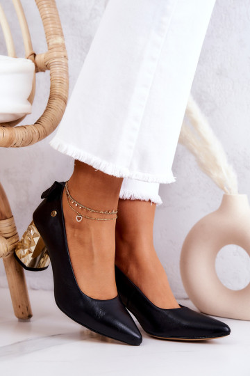 Odiniai aukštakulniai ant baro Maciejka 05334-01 Juoda