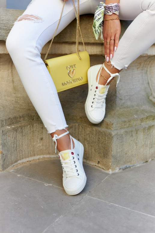 Moteriški žemi sportbačiai BIG STAR JJ274384 balti