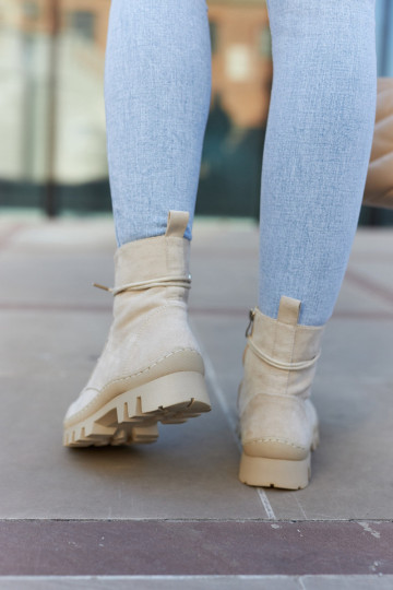 Zomšiniai gaudyklės su susiuvimu šviesiai pilka Layden