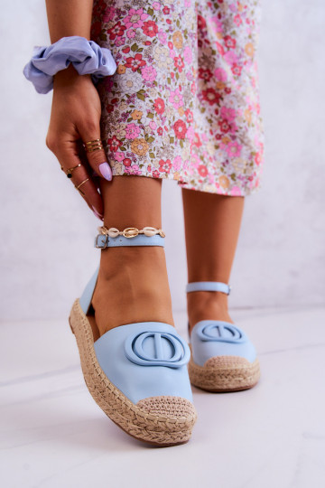 Odinės espadrilės su dekoratyvinėmis mėlynomis nėlėmis 2