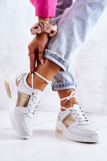 Moteriški odiniai sportiniai batai ant pleišto White Larson 2