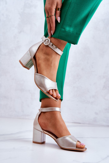 Odiniai aukštakulniai sandalai Vinceza 22-20100 Auksiniai