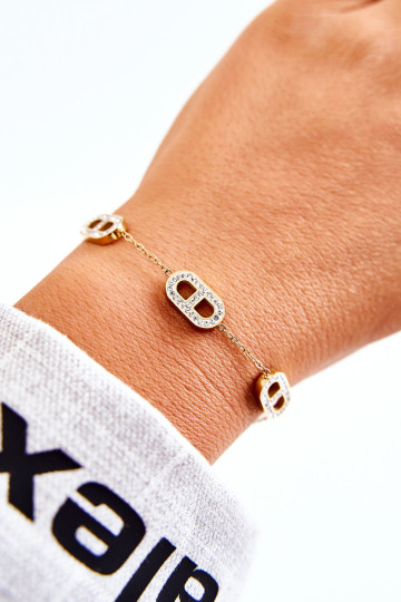 Apyrankė ant storos grandinės aukso