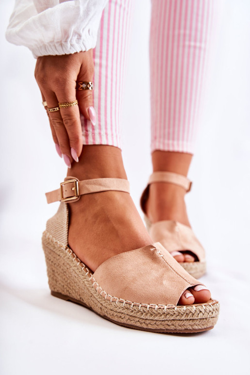 Patogūs moteriški sandalai ant pleišto Šviesiai rožinės spalvos Dellia