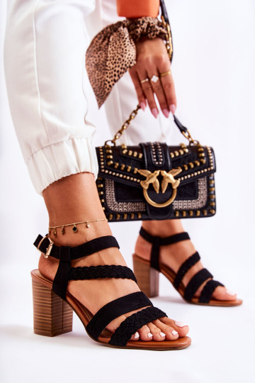 Zomšiniai moteriški sandalai ant kulno 2