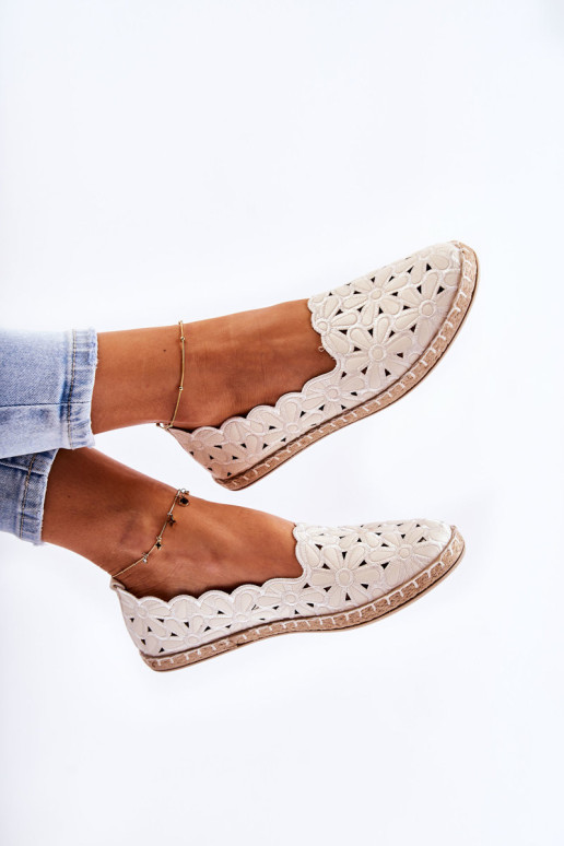 Moteriškos užsegamos balerinos su gėlėmis White Vennice