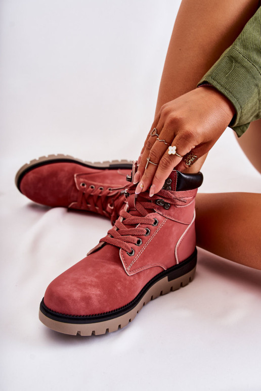 Odiniai bateliai ant platformos Raudona Ressa