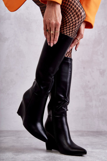 Odiniai moteriški batai su pleištais juodi Arlene