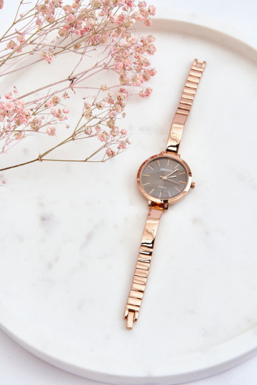 Laikrodis su juodu ciferblatu ant apyrankės ERNEST Rose Gold