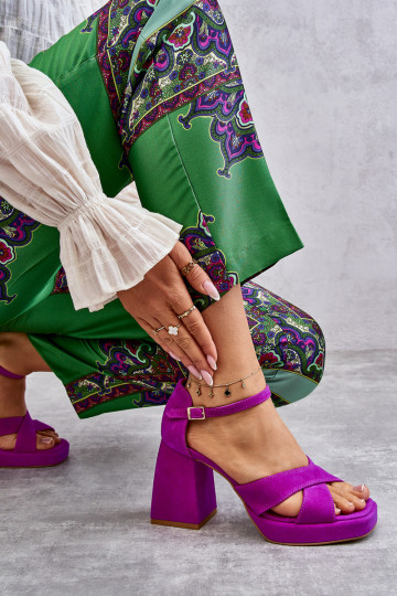 Moteriški zomšiniai aukštakulniai sandalai Lewski Batai... 2