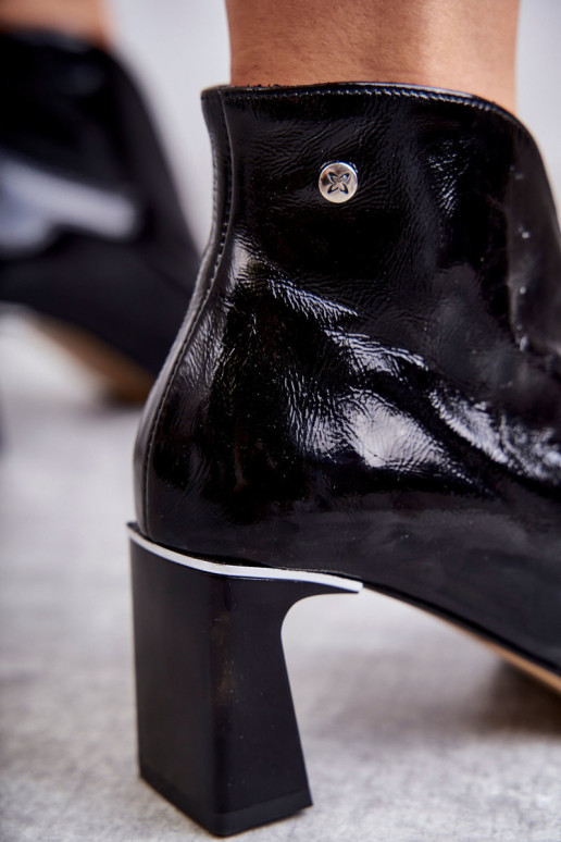 Odiniai batai ant stulpelio Maciejka Black 05262-01