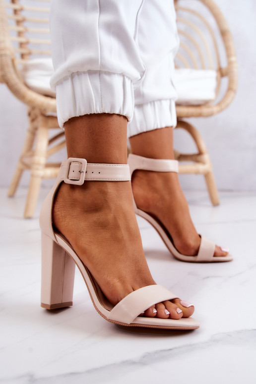Sandalai su kulnu smėlio spalvos Georgina