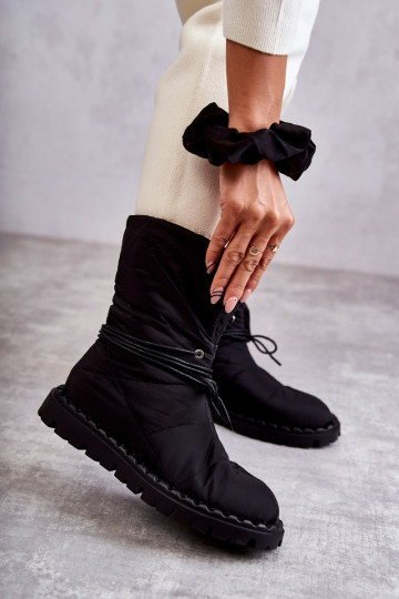 Moteriški izoliuoti batai Black Emelie