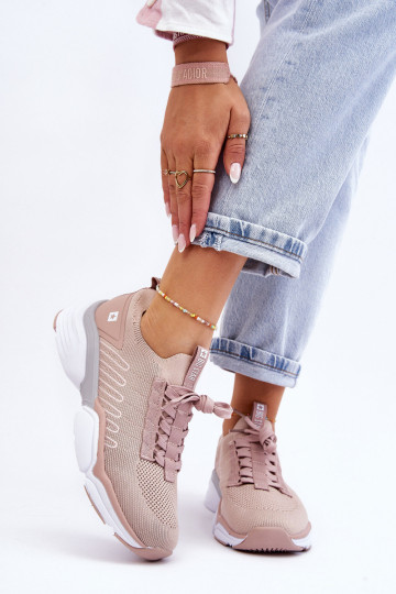 Moteriški sportiniai batai su atminties putomis sistema...