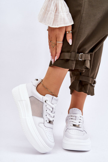 Moteriški klasikiniai sportiniai bateliai GOE LL2N4060 Balta