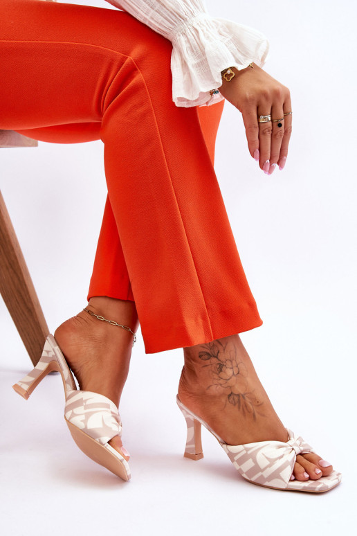 Madingi aukštakulniai smėlio spalvos Floria