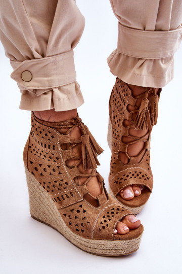 Ažūriniai auliniai batai moterims