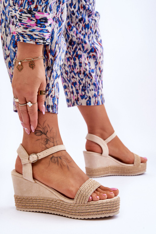 Klasikiniai moteriški sandalai su pleištiniais...