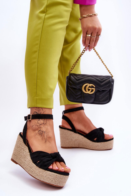 Moteriškos pleištinės basutės, juodos Kendall