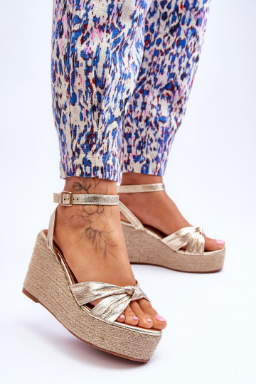 Moteriškos auksinės spalvos „Kendall“ sandalai 2