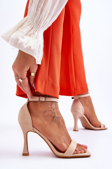 Moteriški zomšiniai aukštakulniai sandalai smėlio spalvos Rousses