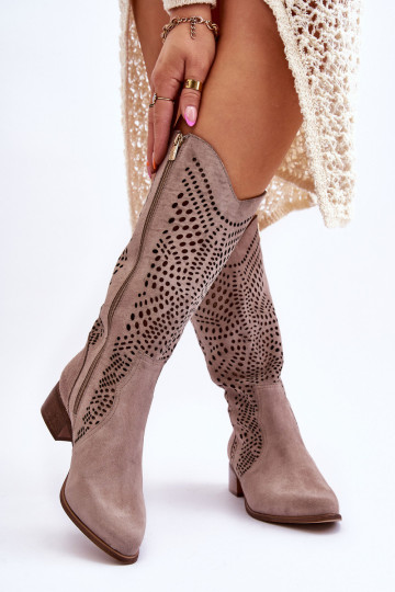 Kaubojiški ilgaauliai batai moterims