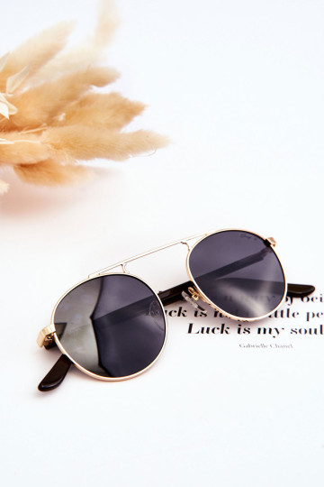 Tamsiai rudi poliarizuoti akiniai nuo saulės