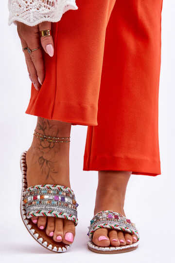 Moteriškos puoštos šlepetės Baltos Bellisa