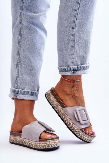 Moteriški sandalai ant dekoruotos platformos pilka Joyce 2