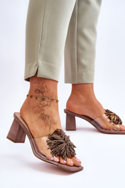 Madingos permatomos aukštakulnės šlepetės...