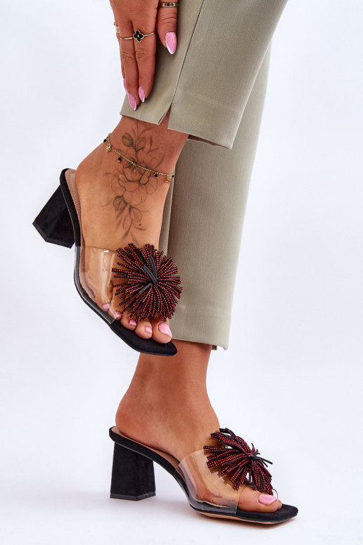 Madingos permatomos aukštakulnės šlepetės...