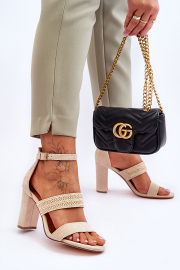 Zomšiniai sandalai su pintu kulno dirželiu Beige Roselia