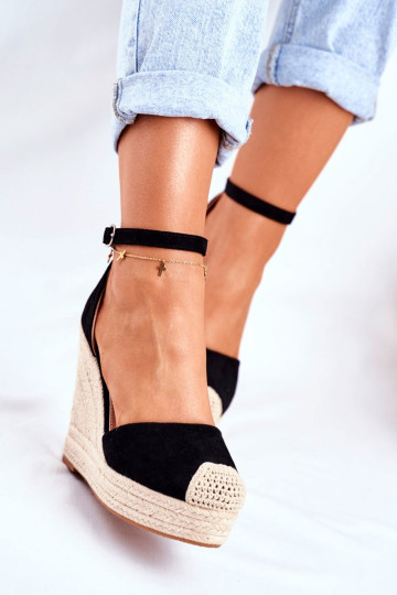 Moteriški sandalai ant pleišto lino juodo avokado