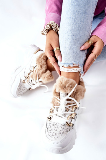 Moteriški izoliuoti sportiniai batai White Heart Beats 2