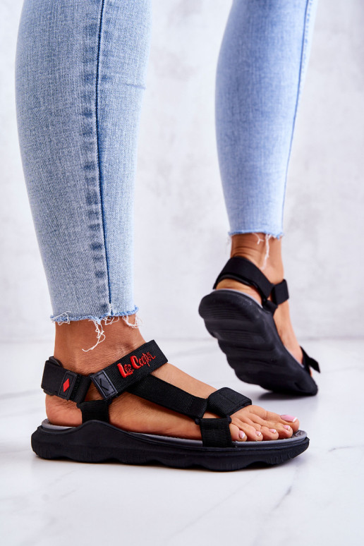 Moteriškos sportinės basutės Lee Cooper...