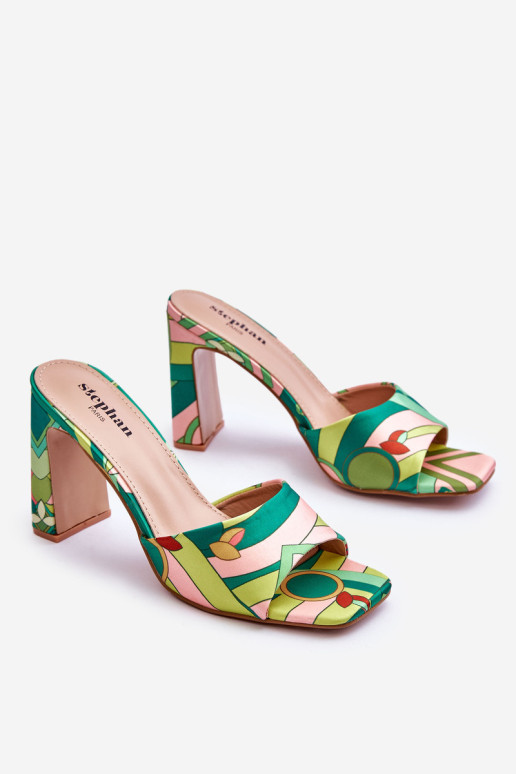 Moteriškos šlepetės su raštuota kulno žalia...