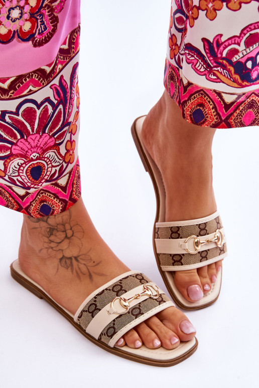 Klasikiniai plokščiakulniai smėlio spalvos Marlene