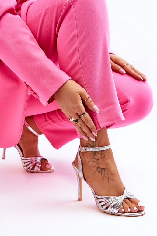 Moteriškos aukštakulnės sandalai Sidabrinės...