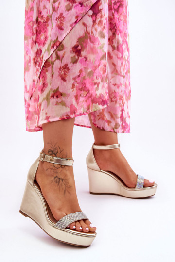 Madingi pleištiniai sandalai, auksiniai Arwen 2