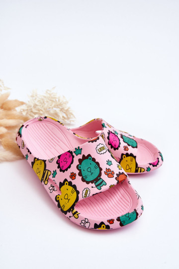 Vaikiškos šviesios putplasčio šlepetės Liūto motyvas... 2