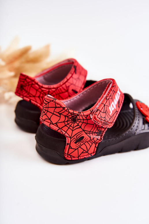 Lengvi putplasčio vaikiški basutės su lipduku...